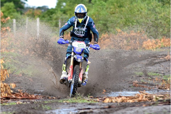 Tricampeão começa Brasileiro de Enduro de Regularidade com vitória