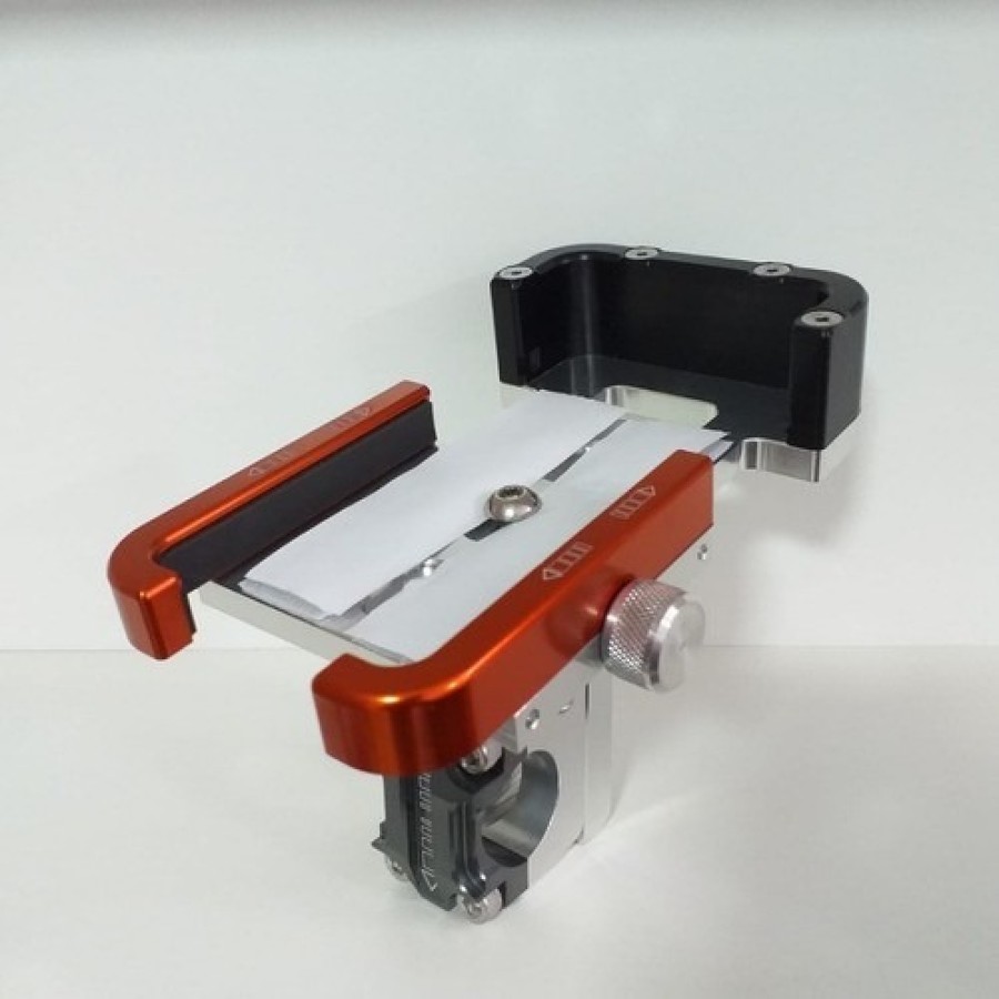 Suporte Para Celular Corona Racing Base Regulavel Fixação Unica no Guidom